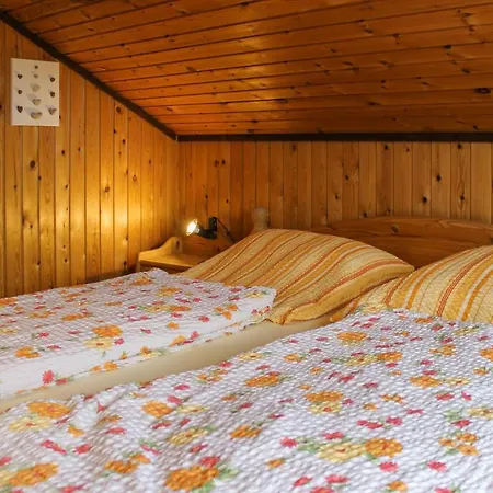 3 Bedroom Awesome In Holiday home